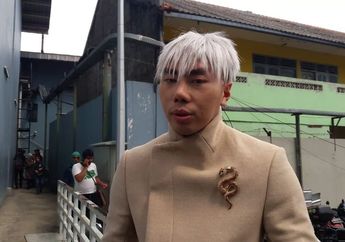 Roy Kiyoshi Divonis 5 Bulan Jalani Rehabilitasi Narkoba, Begini Potret Keluarga Sang Paranormal yang Jarang Disorot, Orang Tuanya Cantik dan Tampan!