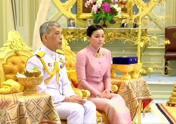 Kerap Kenakan Tank Top Crop Top dengan Perut Terbuka, Raja Thailand Justru Melancong ke Jerman bersama Para Selirnya di Tengah Peliknya Kasus Covid-19 di Negeri Gajah Putih