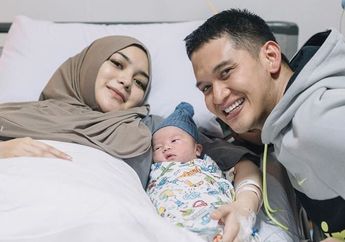 Usianya Belum Genap Sebulan, Putra Citra Kirana Sudah Saingi Pesona Rizky Aditya, Parasnya Jadi Sorotan Netizen: Makin Ganteng Kayak Papahnya!
