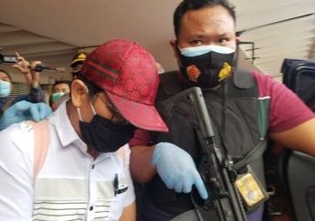 Diborgol di Hadapan Anak dan Istrinya, Tersangka Pemerasan dan Pelecehan di Bandara Soekarno-Hatta Diringkus Setelah Kabur ke Samosir