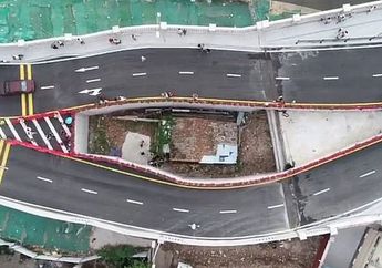 Kok Bisa Rumah Berlokasi di Tol Layang, Bandara, dan di Tengah Apartemen Mewah? Ini Kisahnya!