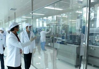 Strategi Jokowi Hadapi Corona di Indonesia; Dapatkan Vaksin Covid-19 dengan Cepat, Jangan Tergesa-gesa Membagikan