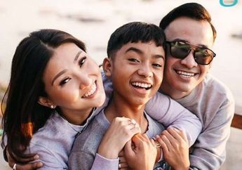 Bak Bangunkan Macan Tidur, Selama Ini Dikenal Tak Neko-neko, Terawangan Soal Betrand Peto Buat Sarwendah Meradang hingga Tantang Bakal Labrak Sosok Ini, Ruben Onsu: Lu Udah Keterlaluan