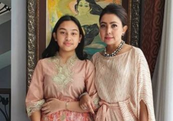 Penampilan Manis Anak Mayangsari, Khirani Trihatmodjo dan Mama Pakai Outfit Nuansa Nude!