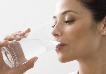 Punya 5 Tanda ini Pada Tubuh Anda? Minum Air Putih Sekarang Juga! Jika Dibiarkan Bisa Mengancam Nyawa
