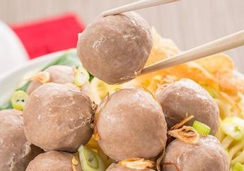 Awas! Polisi Grebek Pabrik Bakso yang Gunakan Penjernih Air Tak Layak Makan dalam Adonannya! Jangan-jangan Anda Sering Beli