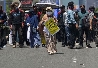 Buruh Kelimpungan Tolak Omnibus Law UU Cipta Kerja, Bos Serikat Pekerja Dapat Tawaran Jabatan dari Jokowi? Begini Faktanya