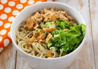 Resep Mi Tabur Ayam Bawang Enak, Menu Sarapan Seru yang Bisa Ditiru Siapa Saja