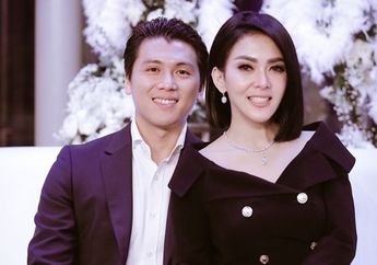 Pantas Reino Barack Sebut Dirinya Istri Soleha, Syahrini Sigap Lakukan Hal Ini Saat Tubuhnya Terekam Tanpa Busana Ketika Berendam Air Belerang di Jepang Tanpa Suami: Takut Aurat