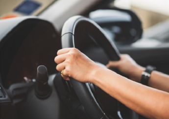 Kenalin Nih Ladies Fitur Steering Lock, Sering Bikin Keder Pengguna Mobil