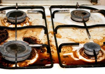 Tips Membuat Kompor Lama Jadi Tampak Seperti Baru Beli, Cuma Butuh 3 Bahan Dapur Saja
