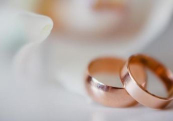 Kantongi Restu Orang Tua, Pria Ini Mantap Naik Pelaminan Bareng 2 Wanita Sekaligus, Istri Rela Dimadu tapi Ajukan Syarat Tak Mau Seatap