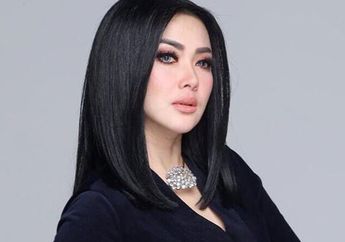 Sakit Hati Cincin Mahalnya Disamakan dengan Ayam Goreng, Syahrini Diam-diam Blokir Presenter Kondang ini