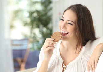 Pengin Ngemil dengan Bijak dan Bermanfaat? Ikuti 4 Tips Ini!
