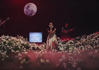 Doja Cat Bawakan "Say So" Versi Metal di 2020 MTV Europe Music Awards