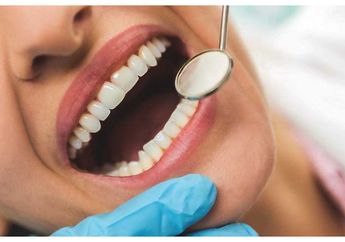 Gingivitis Akut dan 4 Hal yang Jadi Penyebab Gusi Berwarna Hitam. Kepoin Yuk!