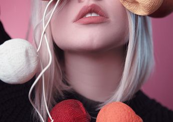 Mitos Kedutan di Bibir Kanan Atas Menurut Islam, Pertanda Apakah ini?