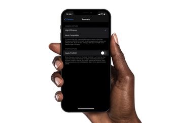 iOS 14.3 Beta Ungkap ProRAW iPhone 12 Pro Mendukung Lensa Ultra Wide