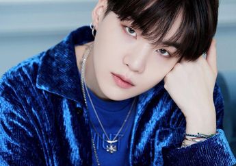 Lagi Masa Pemulihan Setelah Operasi Bahu, Suga BTS Kejutkan Penggemar dalam Siaran Langsung dan Pamerkan Penyangga Bahu Sebesar Tas Anjing