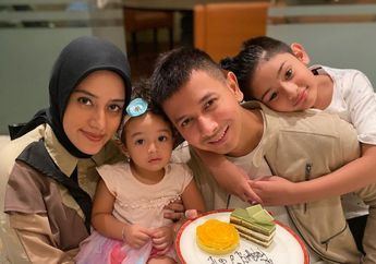 Tak Heran Mampu Buat Trio Ikan Asin Bertekuk Lutut, Fairuz A Rafiq Ternyata Datang Dari Kalangan Elite Tajir Melintir, Keluarganya Bukan Golongan Sembarangan