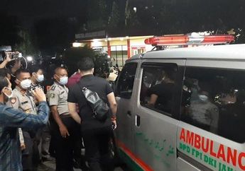 Terima Segepok Uang dari Warga, Ibunda Korban Tewas Bentrokan Laskar FPI dan Polisi Menangis Tersedu: 'Saya Butuh Keadilannya Saja'