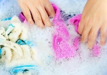Enggak Perlu Capek Ngucek, Begini Cara Mencuci Lap Kotor dan Berminyak Supaya Bersih Kinclong dalam Sekejap
