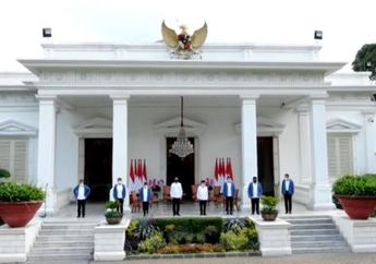 Copot 2 Jenderal TNI AD di Kabinet, Ini Makna Jaket Biru Enam Menteri Baru Jokowi