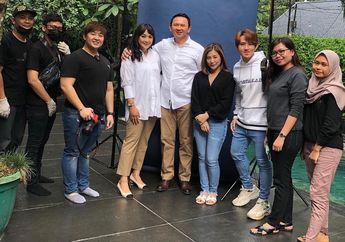 Sengaja Bikin Foto Keluarga, Penampilan Istri Ahok Saat Rayakan Natal Banjir Pujian, Apa Kabar Veronica Tan?