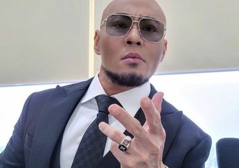 Dijuluki Youtube Paling Tajir Se-Indonesia dengan Raup Penghasilan Rp 7 Miliar, Intip Isi Rumah Deddy Corbuzier yang Sederhana dan Jauh dari Kesan Mewah