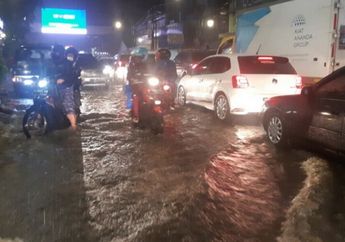 Bandung Banjir, Ingat Lagi Bahaya Enggan Cuci Mobil Kelar Kehujanan