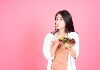 Meskipun Lezat, Wanita 40 Tahun Pantang Mengonsumsi Sederet Makanan Berikut Ini Agar Tak Merasakan Nyeri dan Penuaan Dini