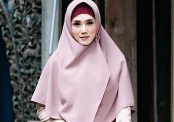 Biasanya Tampil Bak Boneka Barbie, Wajah Cantik Mulan Jameela Sebelum Mandi dan Tanpa Make Up Sukses Bikin Semua Pangling