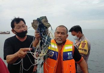Beredar Foto-foto Puing Pesawat Sriwijaya Air SJ-182, Warga Pulau Seribu Sempat Rasakan Ini, Ramalan Mbak You Seolah Jadi Nyata