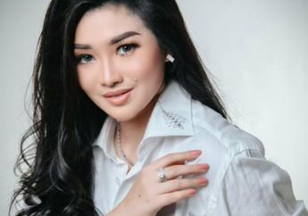 Fitri Carlina Bakal Berduet dengan Asing dalam Konser Amal Internasional Ladies Football Super Bowl Week Hybrid