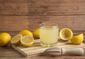 4 Manfaat Minum Air Lemon Selama Musim Hujan, Mencegah Flu hingga Menyehatkan Pencernaan
