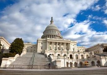 Tak Hanya Kerusuhan Massa Pendukung Donald Trump yang Menyerang, Nyatanya Sejarah Mencatat Serangan di US Capitol Juga Pernah Terjadi di Masa Lampau, dari Kebarakan Hingga Dipasangi Bahan Peledak