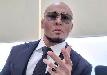 Selama Ini Tak Diketahui Publik, Deddy Corbuzier Justru Ngaku Sendiri Pernah Ditawar Rp 2 Miliar untuk Temani Sosok Ini Selama 3 Hari di Luar Negeri: Saya Pernah Ditawar...