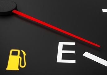 Care N' Cheers! Awas 'Masuk Angin', Mobil Diesel Gas Terus Saat Indikator Solar Nangkring di E