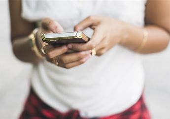 Jangan Beli HP Baru! Gini 11 Cara Bikin HP Android Jadi Enggak Lemot!