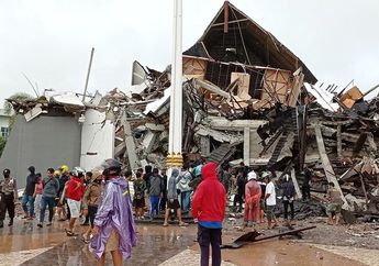 Aksi Simpatik Bakti untuk Negeri, Salurkan Bantuan ke Lokasi Bencana di Jawa, Kalimantan, dan Sulawesi