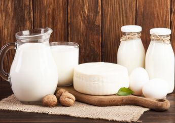 Bukan Cuma Isapan Jempol, Begini Tips Mandi Susu Agar Kulit Putih, Sehat, dan Glowing