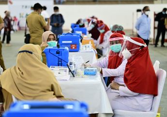 Bersabarlah, Walau Telah Dilakukan Vaksinisasi Covid-19 Massal, Butuh 7 Bulan Lagi Dunia Bisa Normal Lagi, Tapi Nasib Indonesia Lebih Suram Karena Fakta Ini