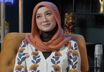 Karir Desy Ratnasari Melambung Pesat Usai Banting Stir Jadi Politisi Hingga Kini Sibukkan Diri Kuliah S3, Mayangsari Langsung Angkat Tangan Saat Mantan Irwan Mussry Minta Dicarikan Jodoh: Standarnya Terlalu Tinggi!