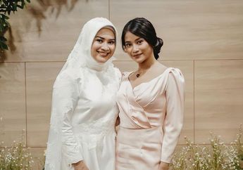 Hadiri Pernikahan Sang Mama, Begini Penampilan Manis Siti Adira Kania!