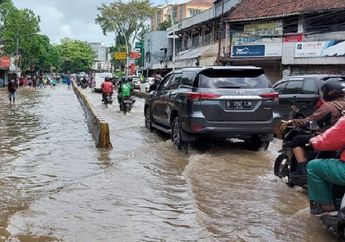 Awas Banjir Menutupi Beberapa Ruas Jalan di Jakarta, Ini Daftarnya