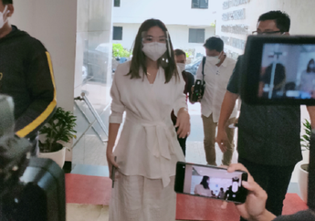 Gisella Anastasia Kembali Sambangi Polda Metro Jaya untuk Wajib Lapor Kasus Video Syur 19 Detik