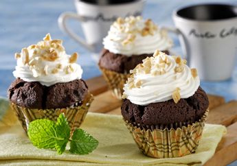 Resep Cupcake Cokelat Putih Telur Enak, Cake Lembut Dengan Hiasan yang Cantik