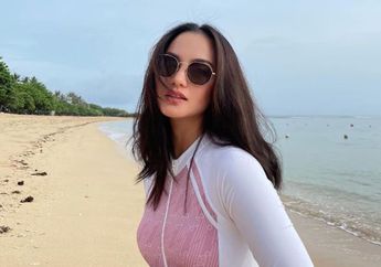 Nekat Nikah di Usia 19 Tahun, Artis Cantik ini Harus Makan Hati Rumah Tangganya Dibayangi Godaan Pelakor Sejak Awal Nikah, Sekarang Nasibnya Begini