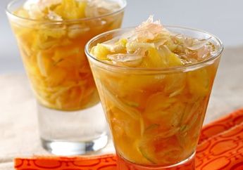Bosan dengan Jus? Coba Olah Buah Jadi Es Rujak Bali yang Segar Ini yuk!