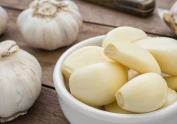 Siap-siap Kaget! Coba Semprot Jus Bawang Putih ke Jendela, Hal Menakjubkan Ini Akan Terjadi Pada Rumah Anda